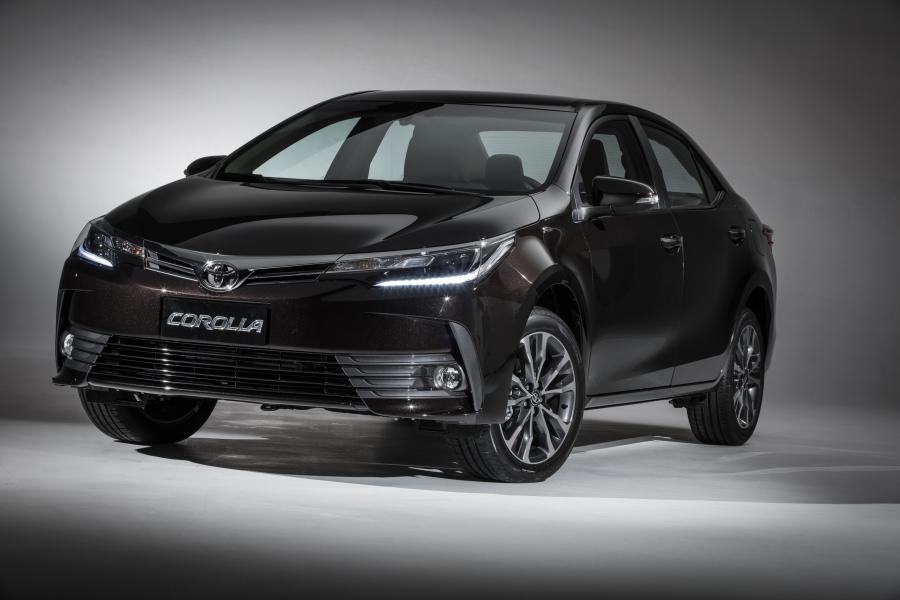  Toyota Corolla Altis 2017 года  (LA) (фото 10 из 22)